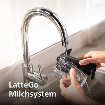 Philips Serie 5400 Kaffeevollautomat - Genießen Sie 12 Getränke, schnell reinigendes LatteGo, intuitives TFT-Display, anpassbare Kaffeeeinstellungen, erstklassiges Küchendesign (EP5441/50)