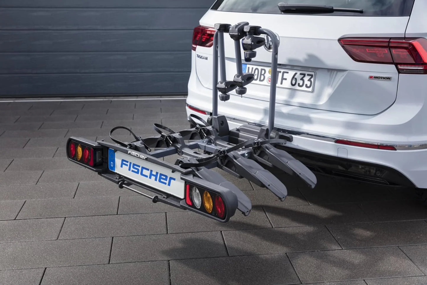 Fischer Kupplungs-Fahrradträger ProlineEvo 2, für 2 Fahrräder bis 60kg Nutzlast, E-Bike geeignet, vormontiert, abschließbar, faltbar